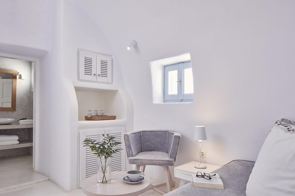 Cliff Side Suites Fira  Ngoại thất bức ảnh