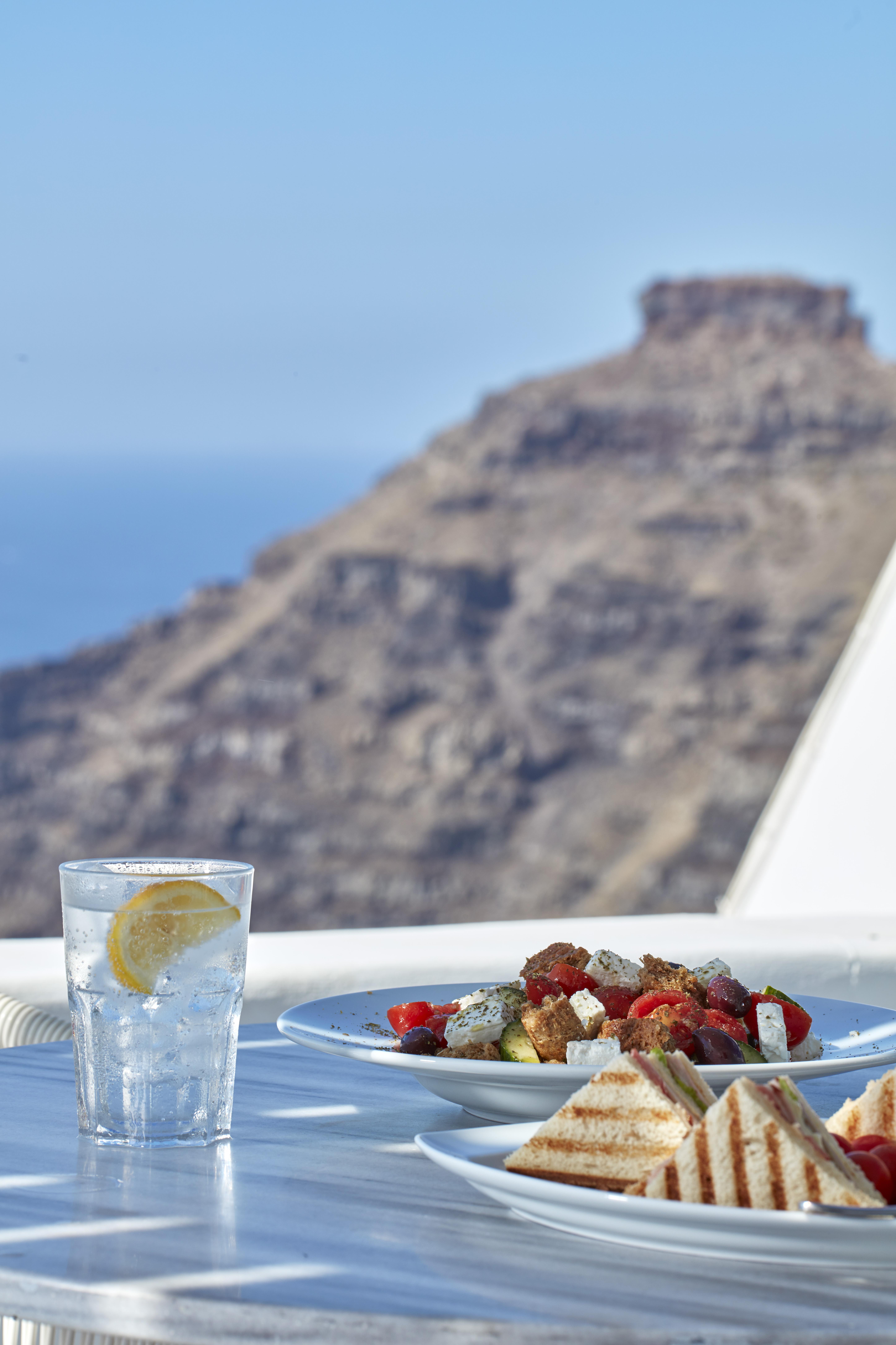 Cliff Side Suites Fira  Ngoại thất bức ảnh