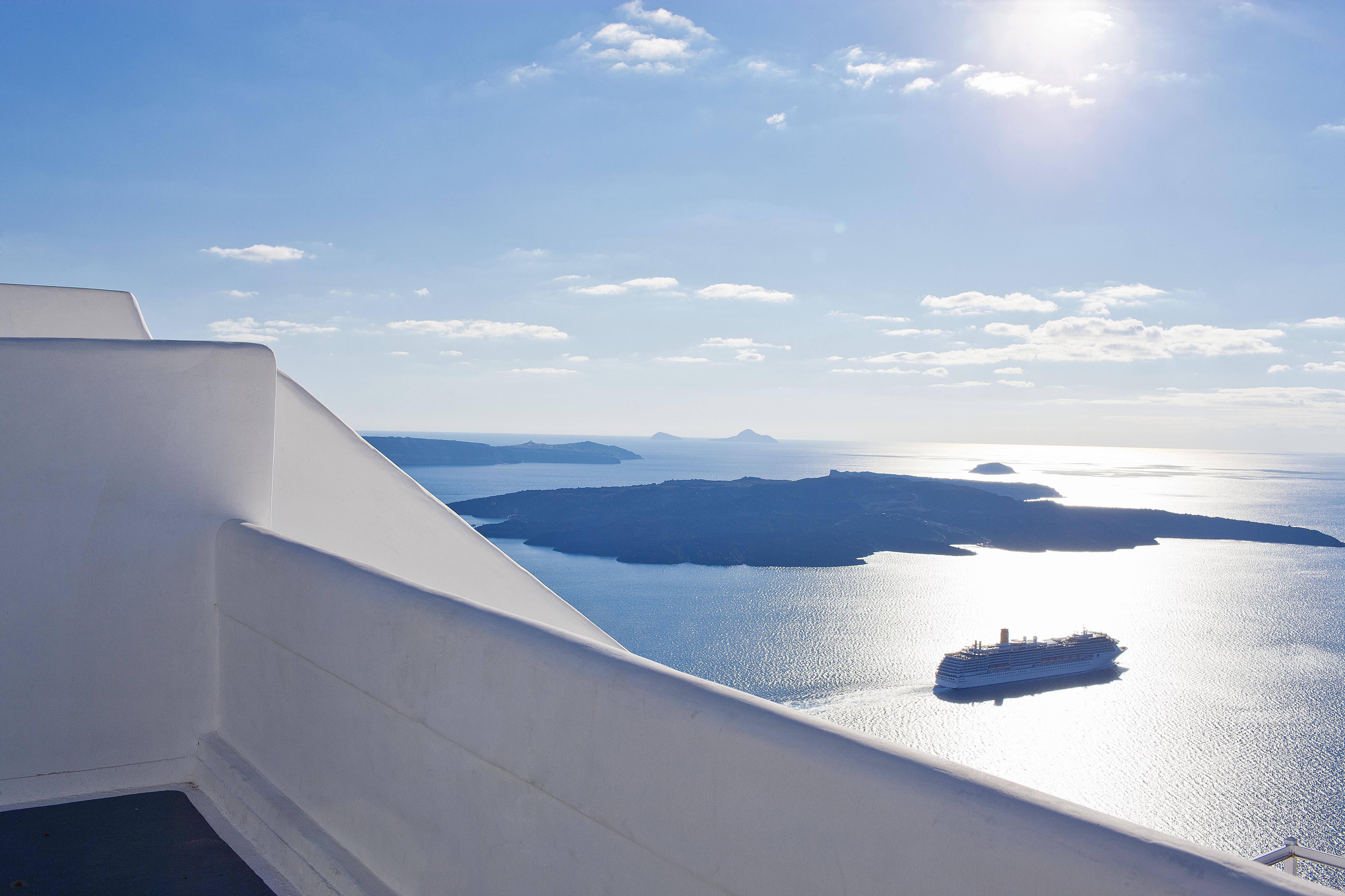 Cliff Side Suites Fira  Ngoại thất bức ảnh