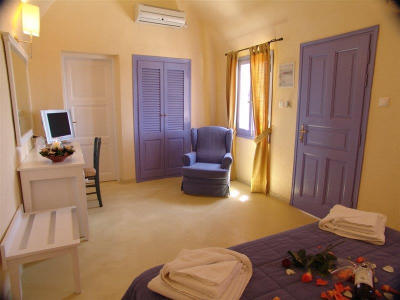Cliff Side Suites Fira  Ngoại thất bức ảnh