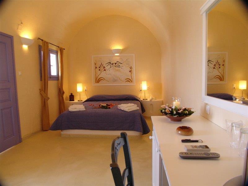 Cliff Side Suites Fira  Ngoại thất bức ảnh