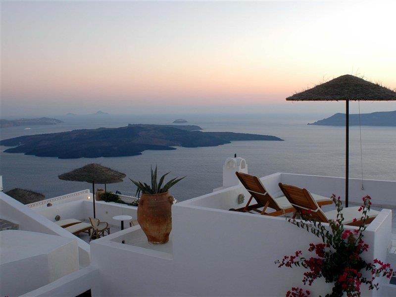 Cliff Side Suites Fira  Ngoại thất bức ảnh